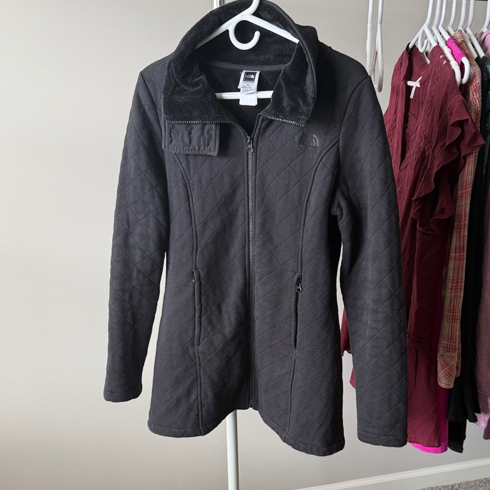 The North Face Women's Black Quilted fleece lined tunic length jacket